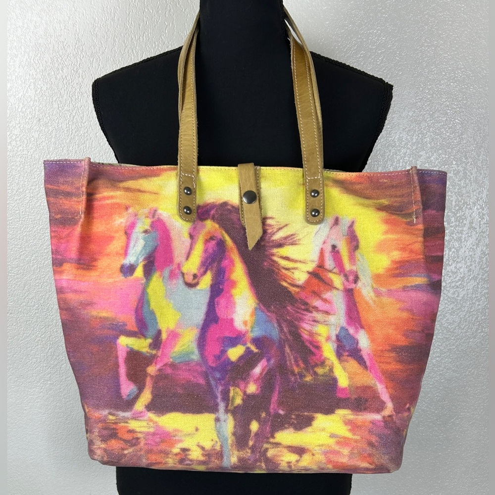 Montana West Multicolor Print Horses Canvas Tote